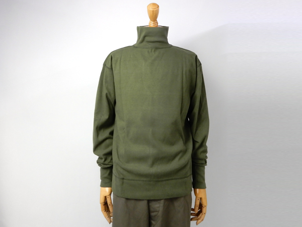 ナイジェルケーボン(NIGEL CABOURN)の4ウェイハイネックシャツ