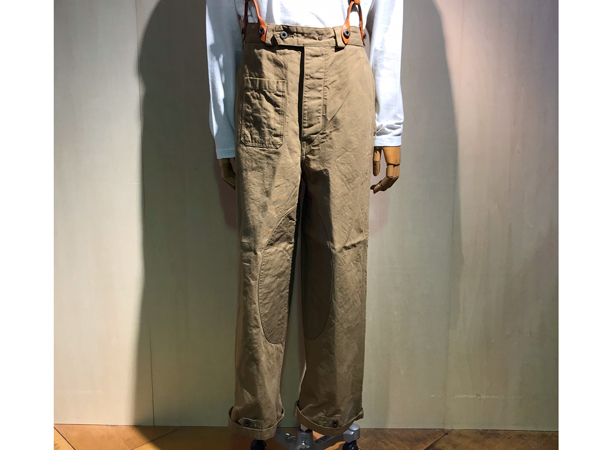 ナイジェルケーボン(NIGEL CABOURN)のモーターサイクルパンツ