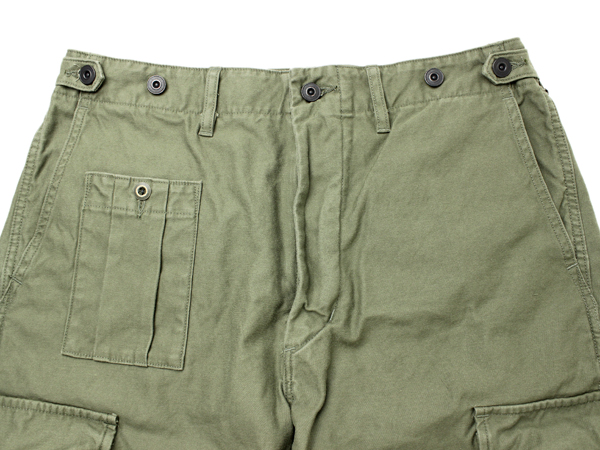 ナイジェルケーボン(NIGEL CABOURN)のアーミーカーゴショーツ