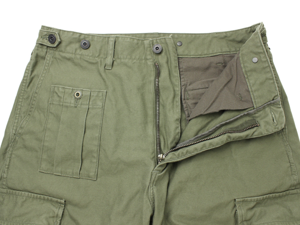ナイジェルケーボン(NIGEL CABOURN)のアーミーカーゴショーツ