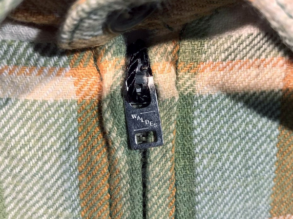 ナイジェルケーボン(NIGEL CABOURN)のジップアップモーターサイクルシャツ